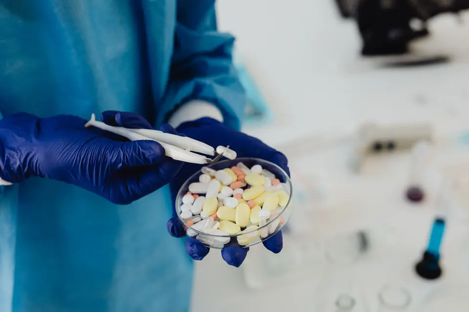 Pharmaceutical cleanroom production line