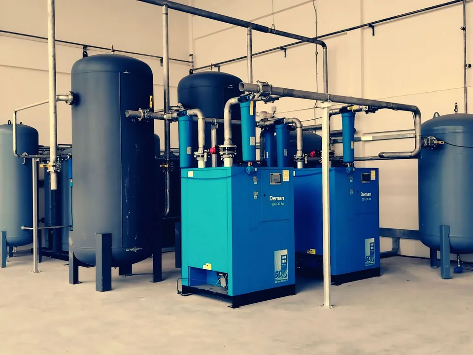 Air Compressor supplied by MHM Engineering